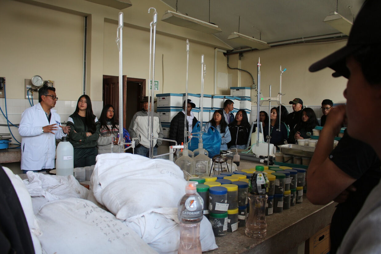 El Gobierno de Noboa impulsa la formación de jóvenes rurales, 4.000 inscritos en Escuela de Emprendimiento Rural