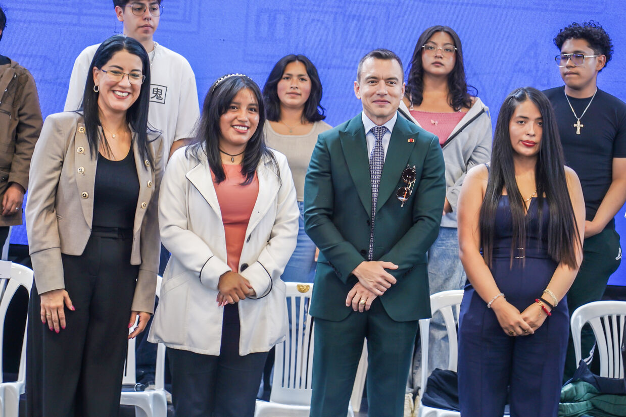 Presidente Daniel Noboa impulsa la permanencia en la Educación Superior Pública con 3.200 nuevas becas “Talento Joven”