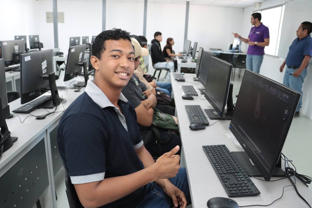 Presidente Daniel Noboa amplía la oferta de Educación Superior Pública con cerca de 13.000 cupos adicionales en 2026