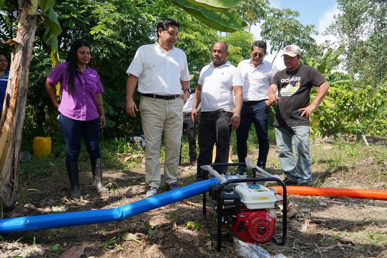 El Gobierno de Daniel Noboa equipa al campo de Guayas con 140 bombas más para responder a las inundaciones